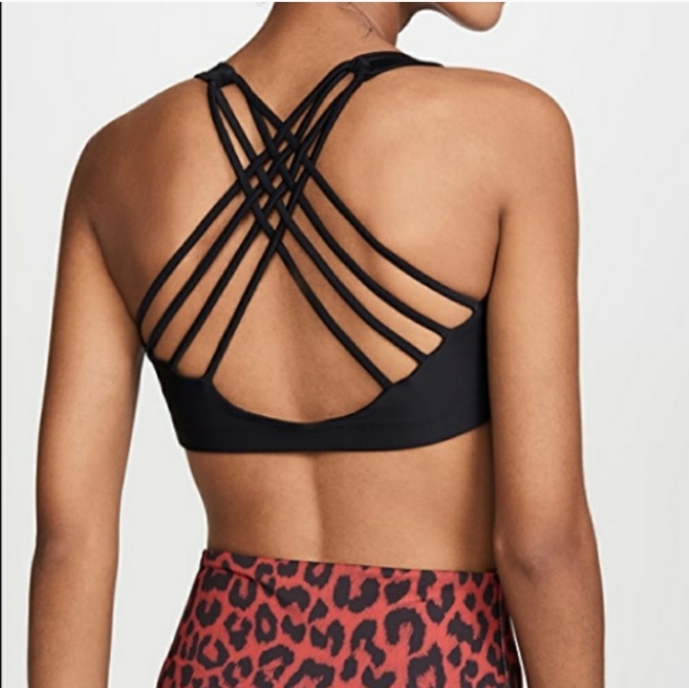 Onzie Chic Bra